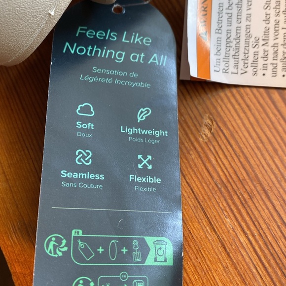 NWT CROCS Feel Free Technology. Platforms. Off white. Cream. Rubber. Size 7. - Picture 6 of 6